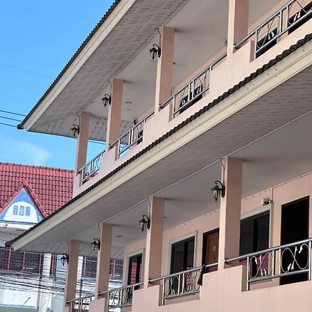 Phurafah Place Hotel โรงแรมภูระฟ้า เพลส 南府 外观 照片